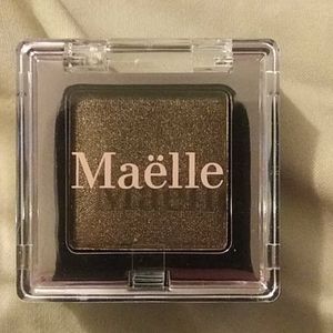 Maelle eyeshadow